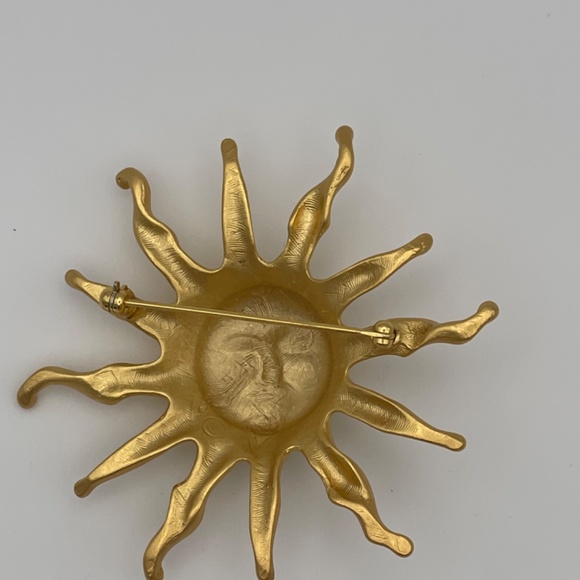 Sun Smile Face Brooch Gold Tone One Size Fits All 3" - Picture 3 of 7